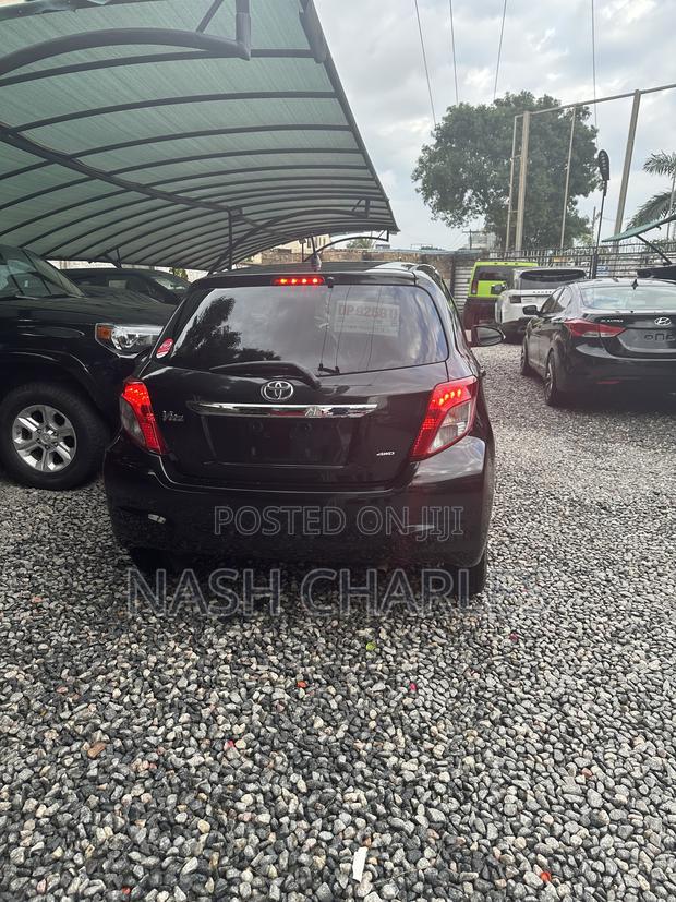 Toyota Vitz 1.3 AWD 3dr 2012 Black