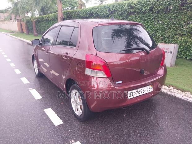 Toyota Vitz 1.0 FWD 3dr 2010