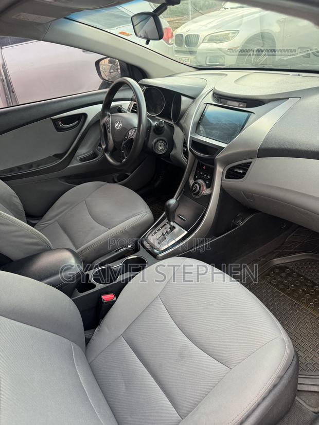 Hyundai Elantra GLS Sedan FWD (1.8L 4cyl 6A) 2013 Red