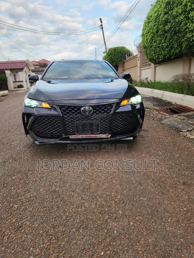 Toyota Avalon XLE 2020 Black