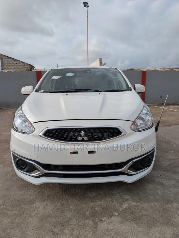 Mitsubishi Mirage ES 2017 Pearl
