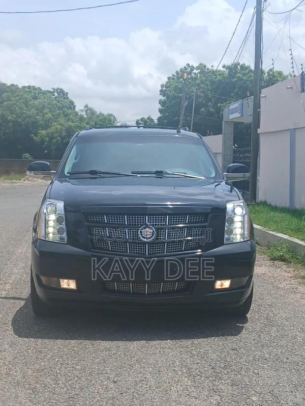 Cadillac Escalade ESV 2014 Black