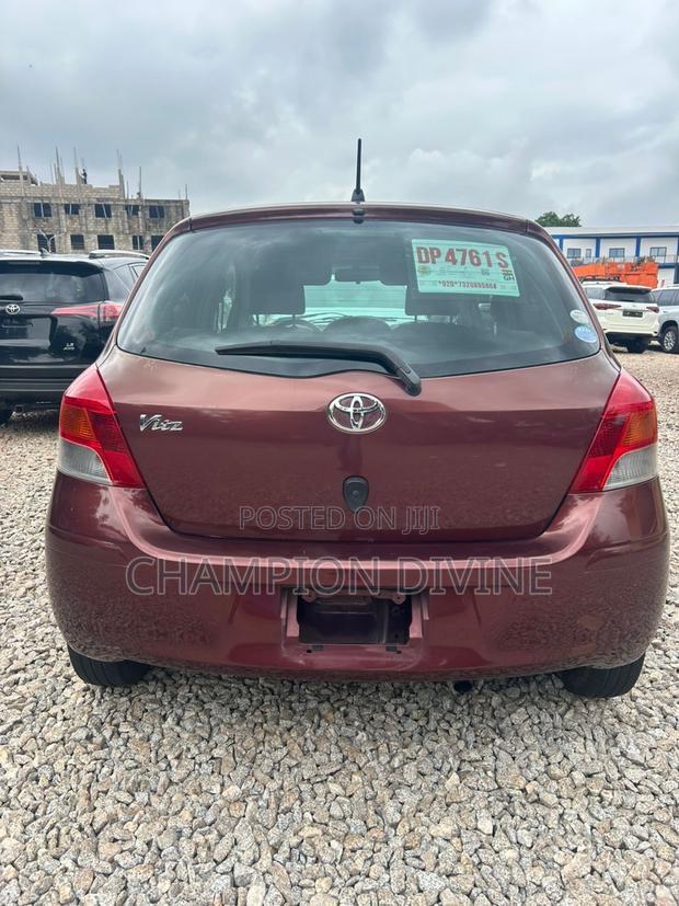 Toyota Vitz 2010 Brown