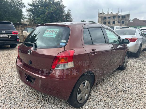 Toyota Vitz 2010 Brown
