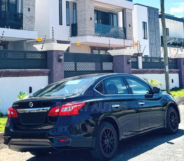 Nissan Sentra 2017 Black