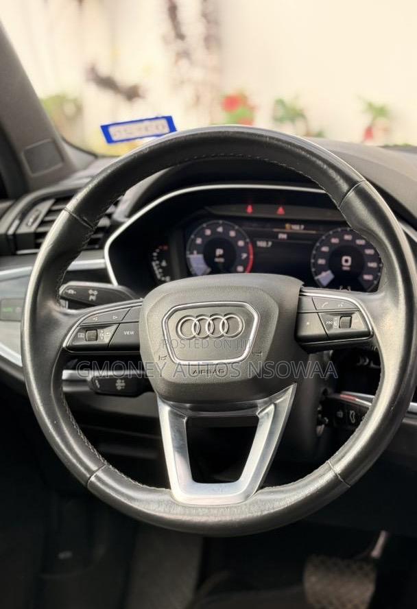 Audi Q3 35 TDI 2021 Black