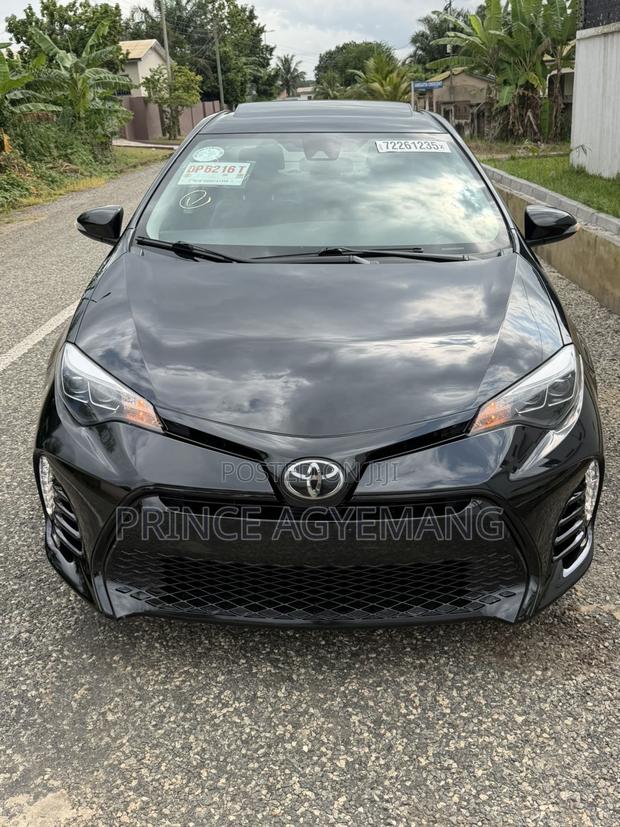 Toyota Corolla XSE 4dr Sedan (1.8L 4cyl CVT) 2017 Black