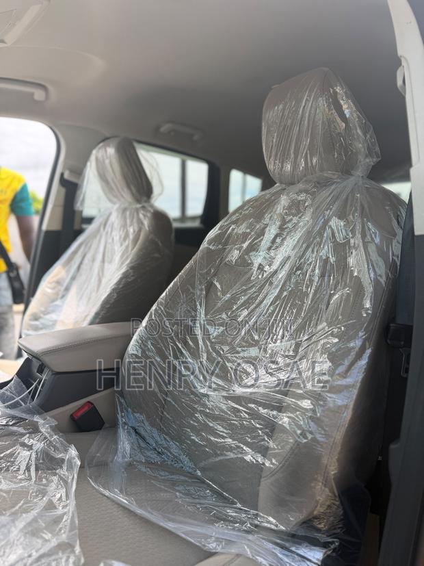 Ford Escape S FWD 2019 Gray