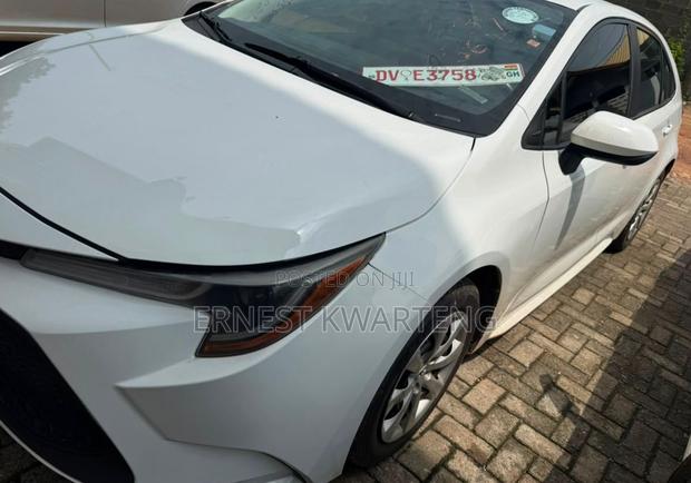 Toyota Corolla 2020 White