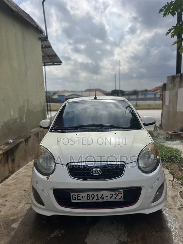 Kia Morning 2011 White