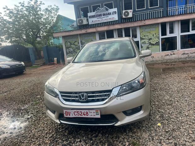 Honda Accord EX 4dr Sedan (2.4L 4cyl 6M) 2015 Gold