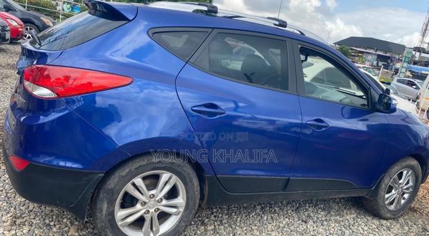 Hyundai Tucson 2013 Blue