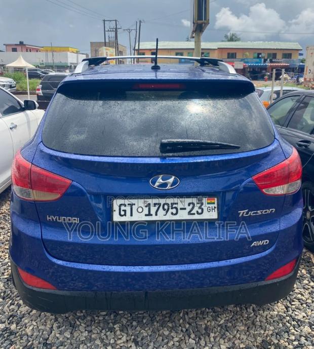 Hyundai Tucson 2013 Blue
