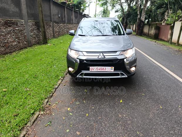 Mitsubishi Outlander SEL FWD 2020 Gray