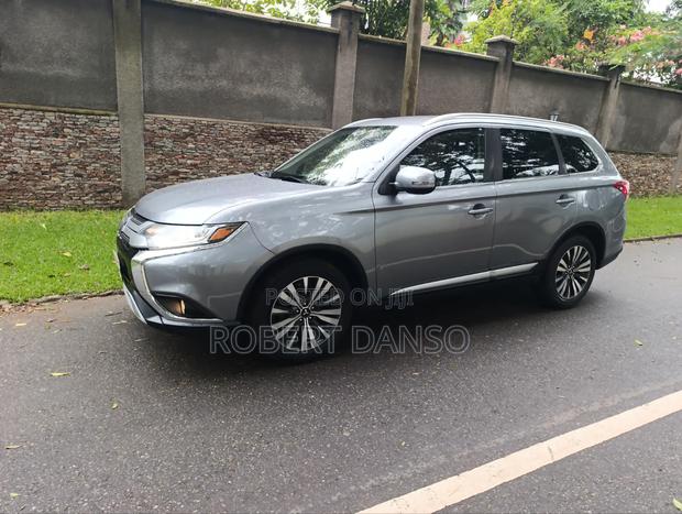 Mitsubishi Outlander SEL FWD 2020 Gray