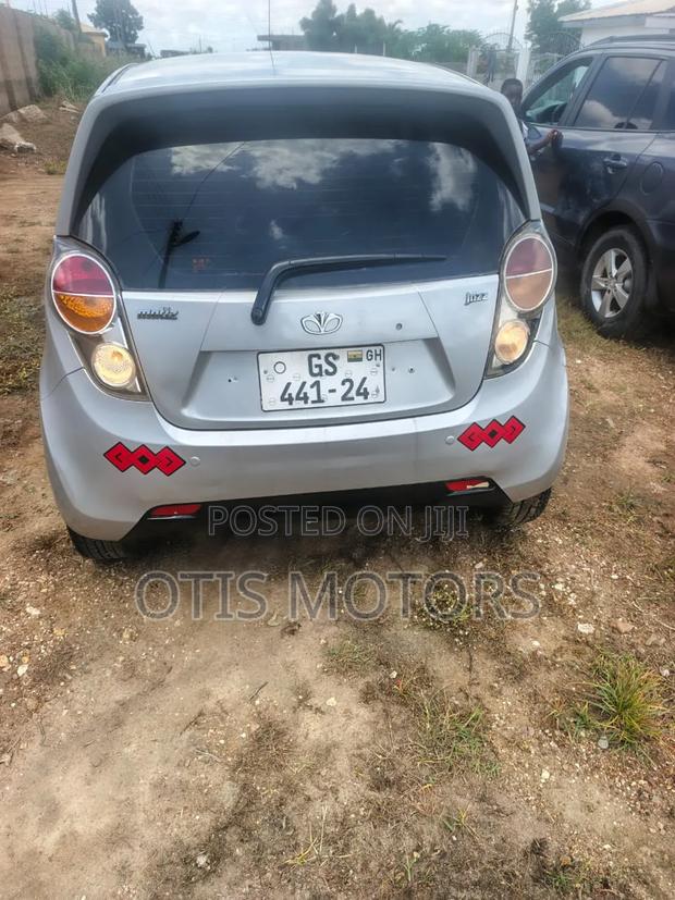 Chevrolet Spark LT 2012 Silver