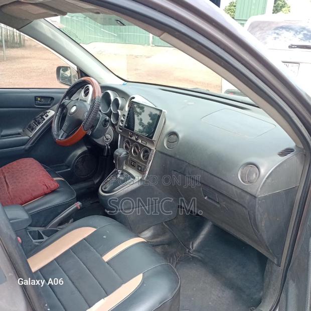 Pontiac Vibe 2007 Brown