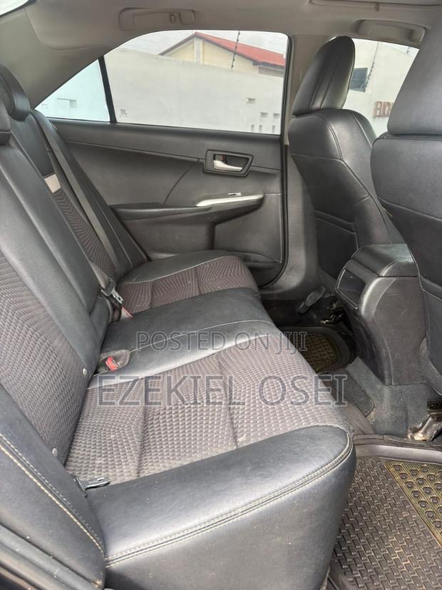 Toyota Camry SE 4dr Sedan (2.5L 4cyl 6A) 2014 Black