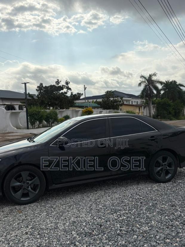Toyota Camry SE 4dr Sedan (2.5L 4cyl 6A) 2014 Black