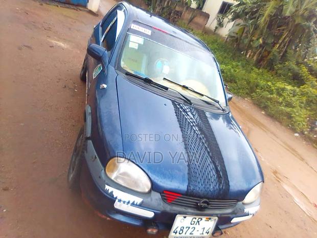 Opel Corsa 1.0 Eco Easytronic 2001 Blue