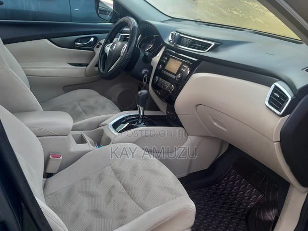 Nissan Rogue SV AWD 2016 Blue