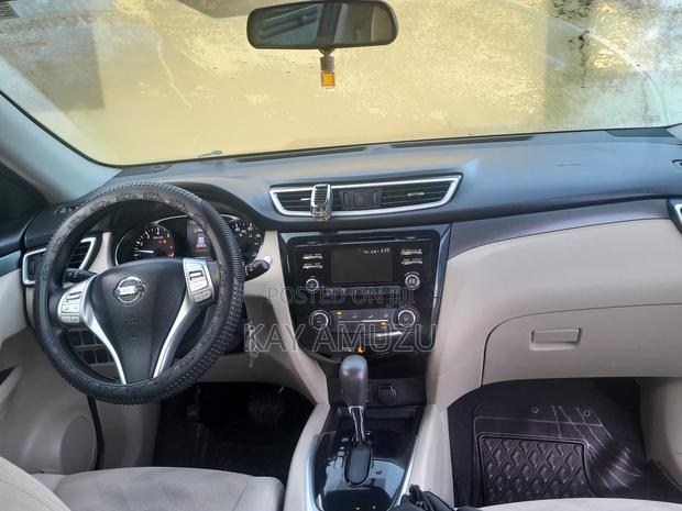 Nissan Rogue SV AWD 2016 Blue