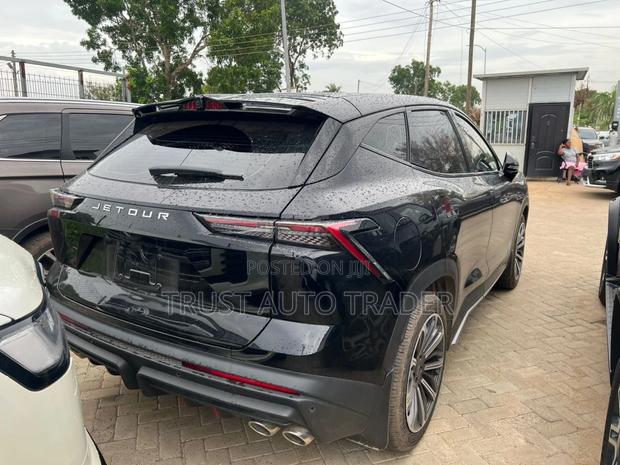 Jetour Dashing 2024 Black