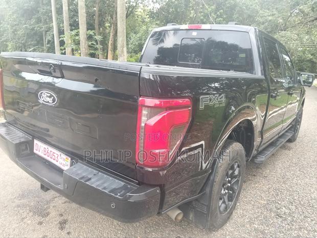 Ford F-150 2024 Black