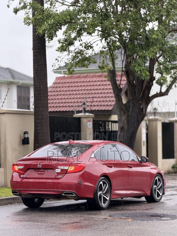 Honda Accord Sport (2.0L 4cyl Turbo 10A) 2019 Red