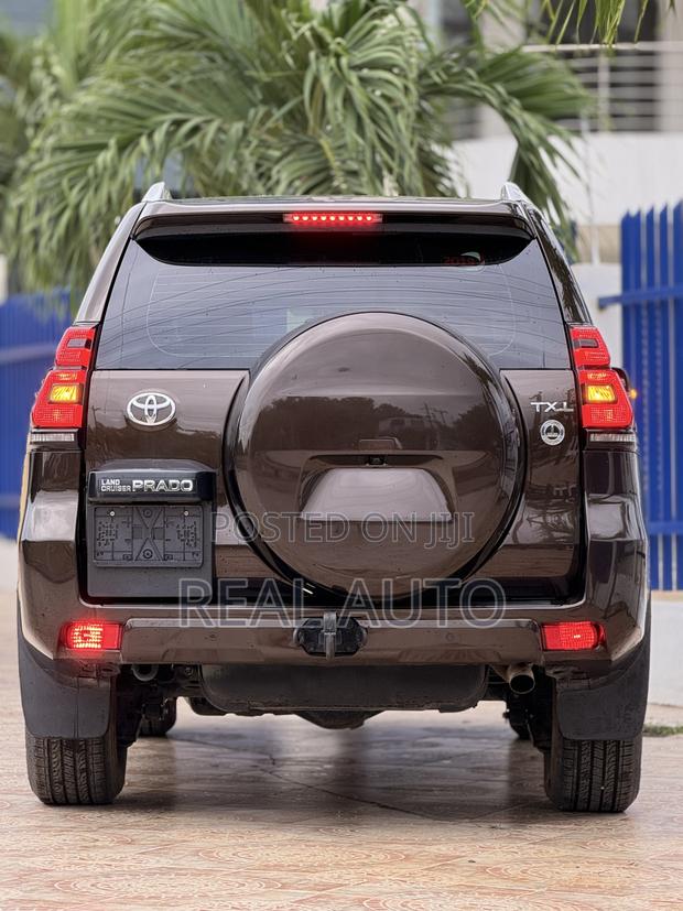 Toyota Land Cruiser Prado 4.0 Petrol TX-L 2019 Brown