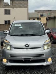 Toyota Voxy SV Premium 2014 Silver for sale