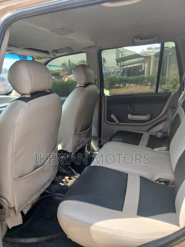 Land Rover Freelander 2002 Gold