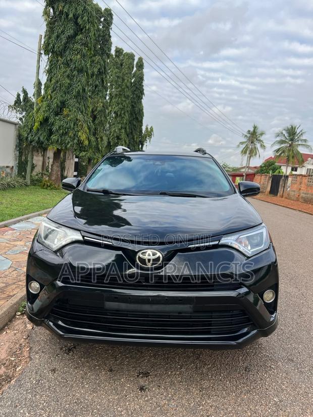 Toyota RAV4 LE AWD (2.5L 4cyl 6A) 2017 Black