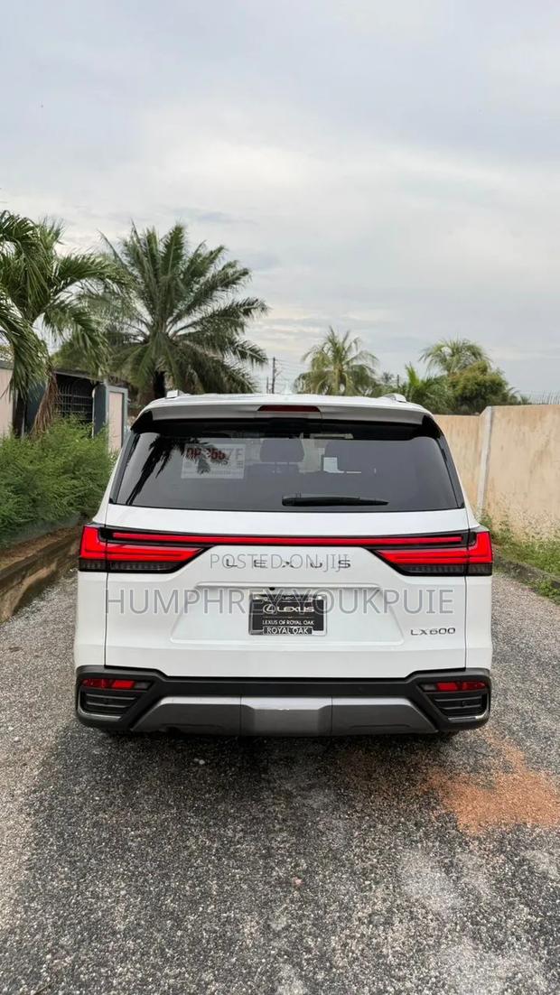 Lexus LX 2023 White