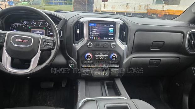 GMC Sierra 1500 2020 Blue
