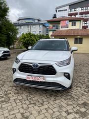 Toyota Highlander LE FWD 2024 White for sale