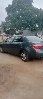 Toyota Corolla SE 4dr Sedan (1.8L 4cyl Manual) 2017 Gray for sale