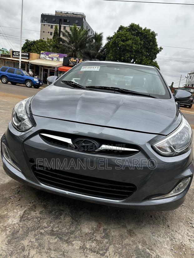 Hyundai Accent GLS 4dr Sedan (1.6L 4cyl 6A) 2015 Gray