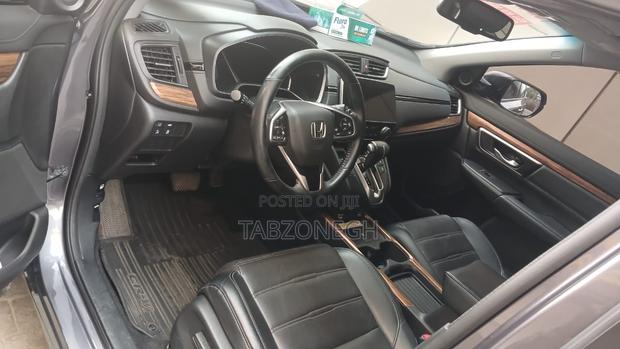 Honda CR-V Touring 2022 Gray