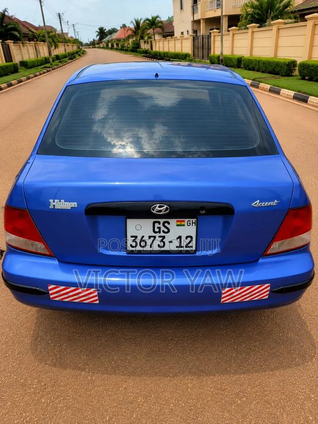 Hyundai Accent 2012 Blue