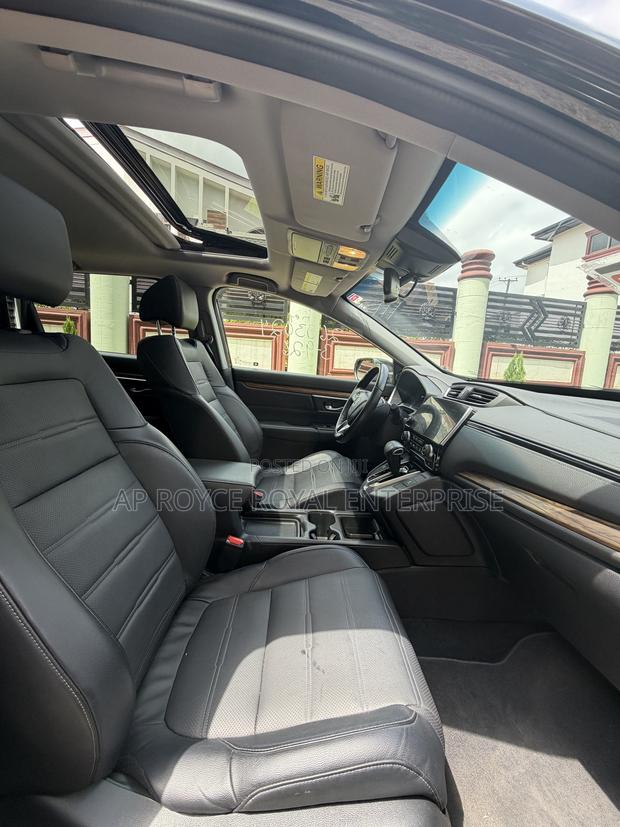 Honda CR-V Touring 4dr SUV AWD (1.5L 4cyl CVT) 2017 Black