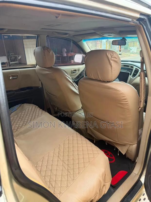 Toyota Highlander 2013 Brown
