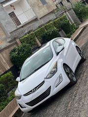 Hyundai Elantra Limited 4dr Sedan (1.8L 4cyl 6A) 2015 White for sale