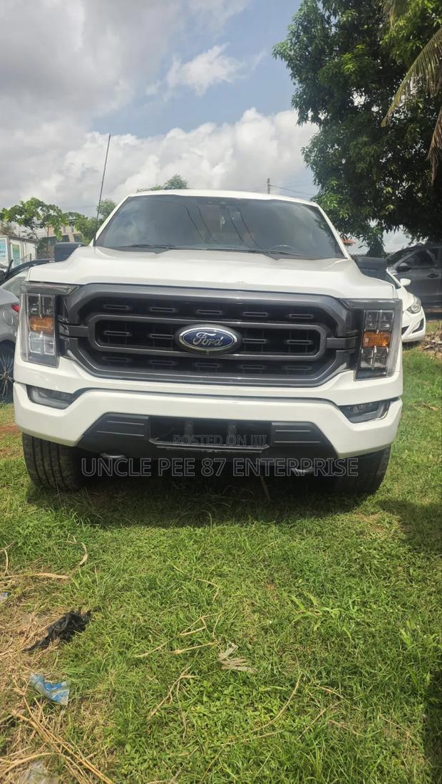 Ford F-150 2022 White