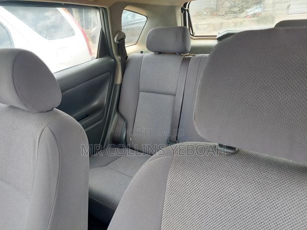 Pontiac Vibe 2010 Silver