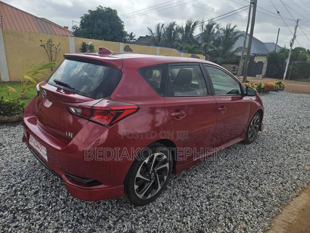 Scion iM Base 2016 Red