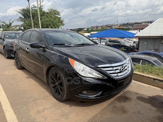 Hyundai Sonata 2013 Black