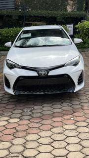 Toyota Corolla SE (1.8L 4cyl 6M) 2018 White for sale
