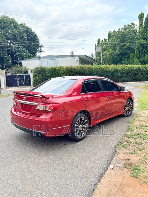 Toyota Corolla S 5-Speed 2013 Red