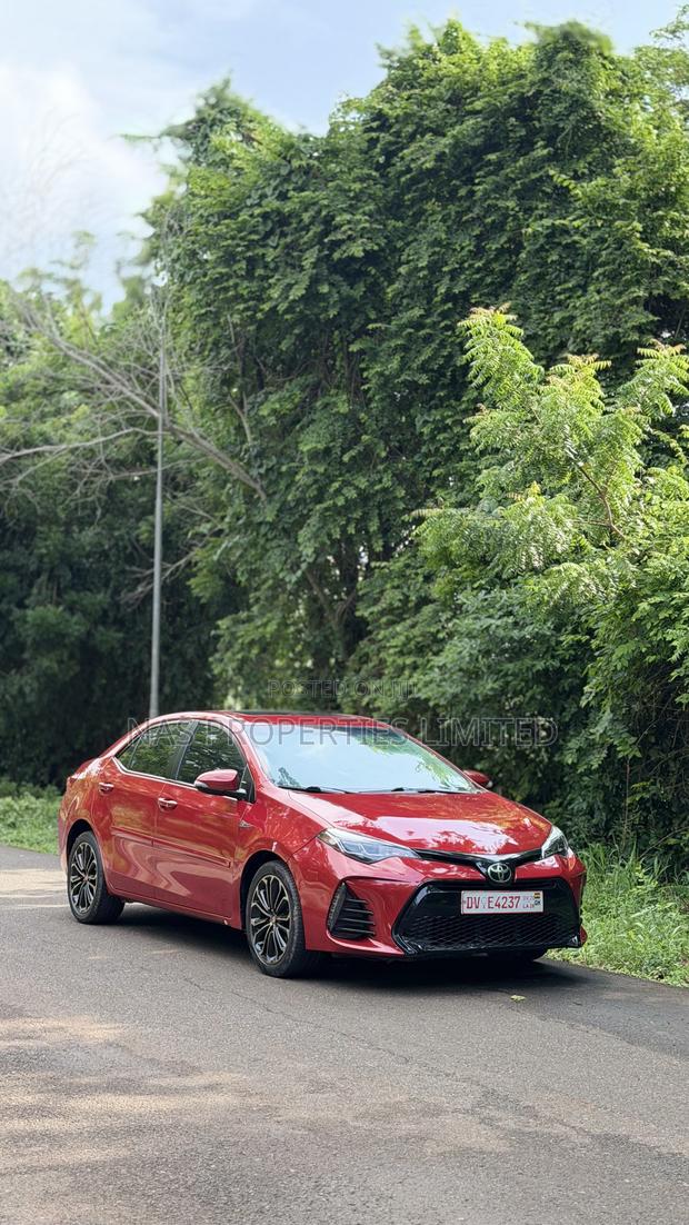 Toyota Corolla S 4dr Sedan (1.8L 4cyl CVT) 2016 Red
